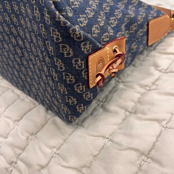 Dooney & Bourke Navy and Tan Shoulder Bag - Picture 7 of 14